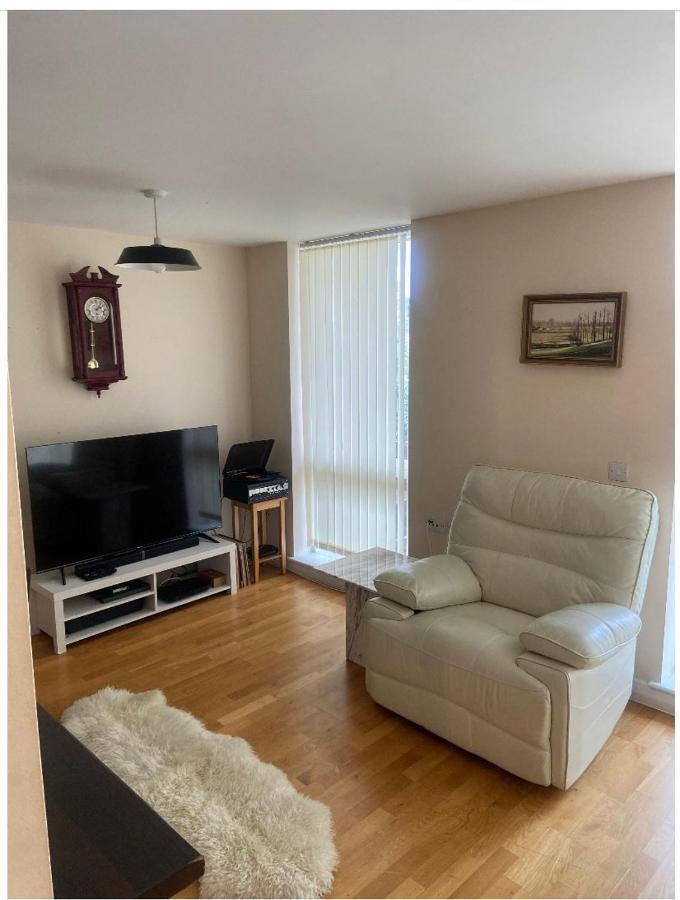 Lovely 2Br Apartment W/ City View Londres Extérieur photo